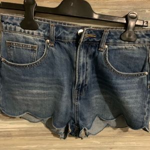 H&M denim short shorts